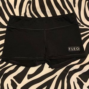 Fleo Shorts